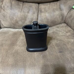 Elegant Brown Bathroom Organizer